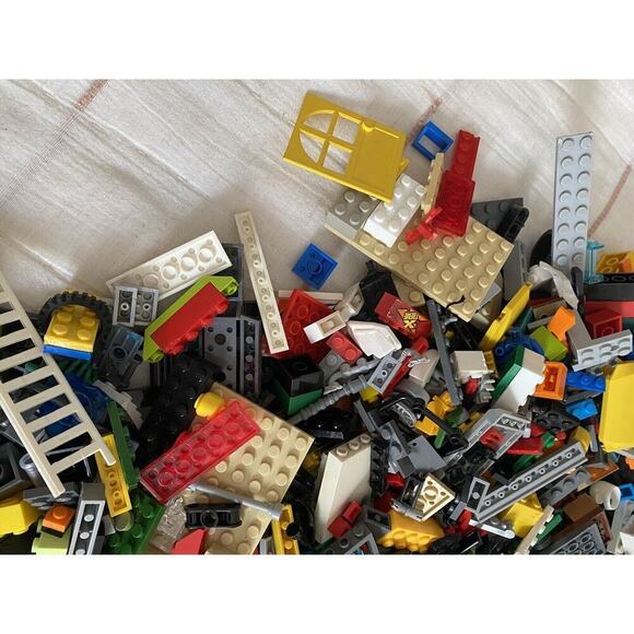LEGOS Huge Lot Mixed UNSEARCHED 9.5+ lbs Bricks Plates Wheels MIni Figures Figs - Picture 15 of 16